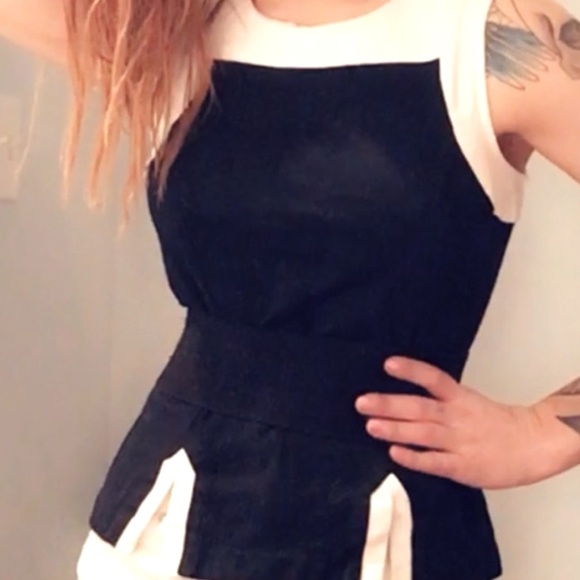 Black vintage cotton pleated tank top 10 m - Picture 2 of 6